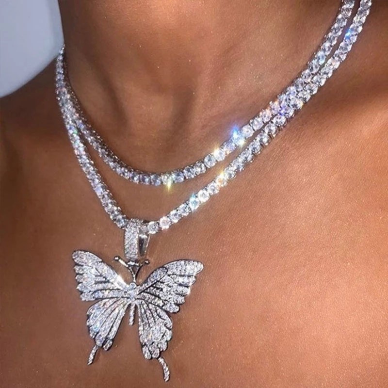Ожерелье-бабочка