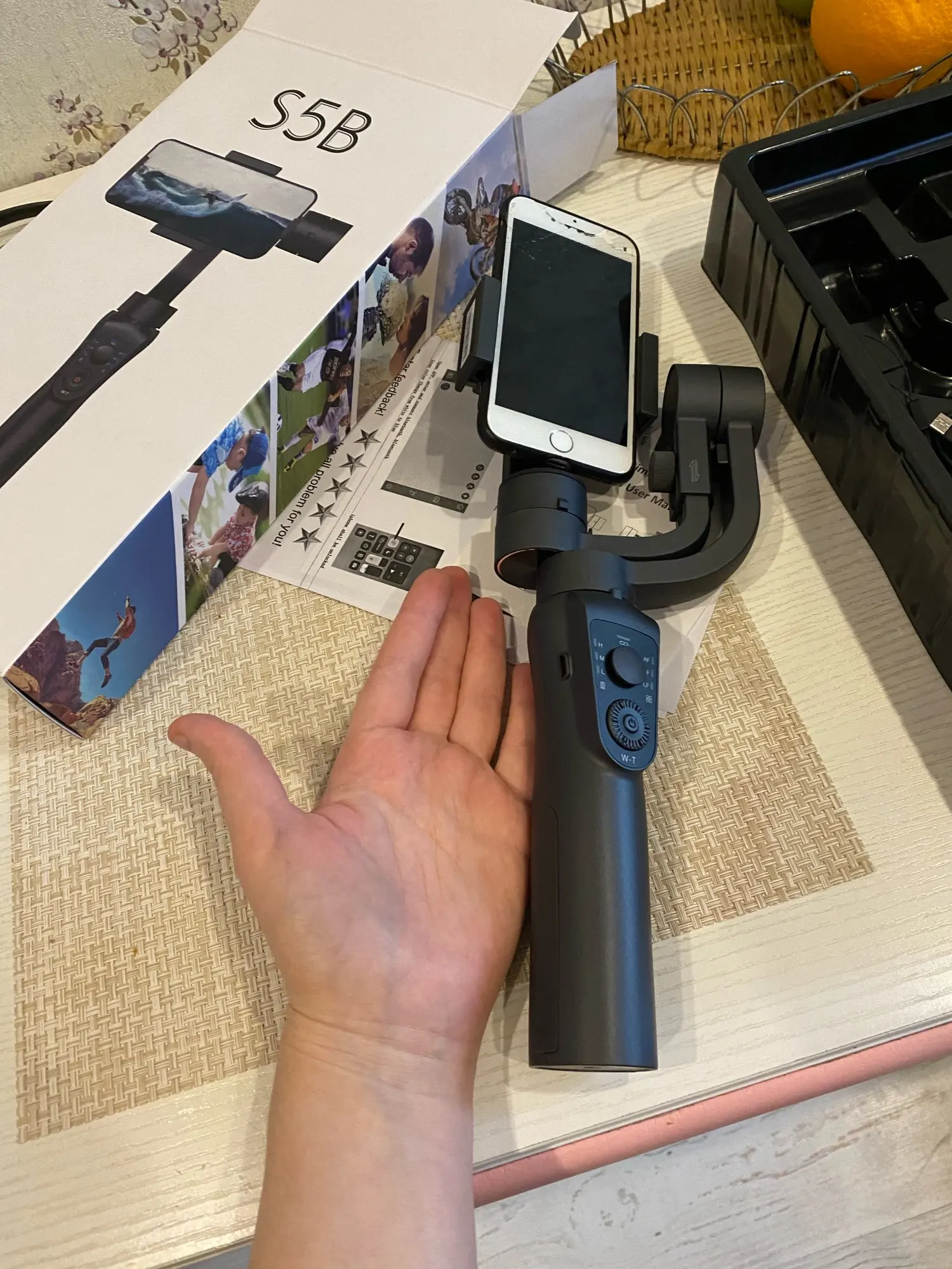 S5b стабилизатор инструкция. Портативный монопод 3-axis handheld gimbal. Gimbal pro s5b. Стабилизатор eken. Стабилизатор для смартфона.