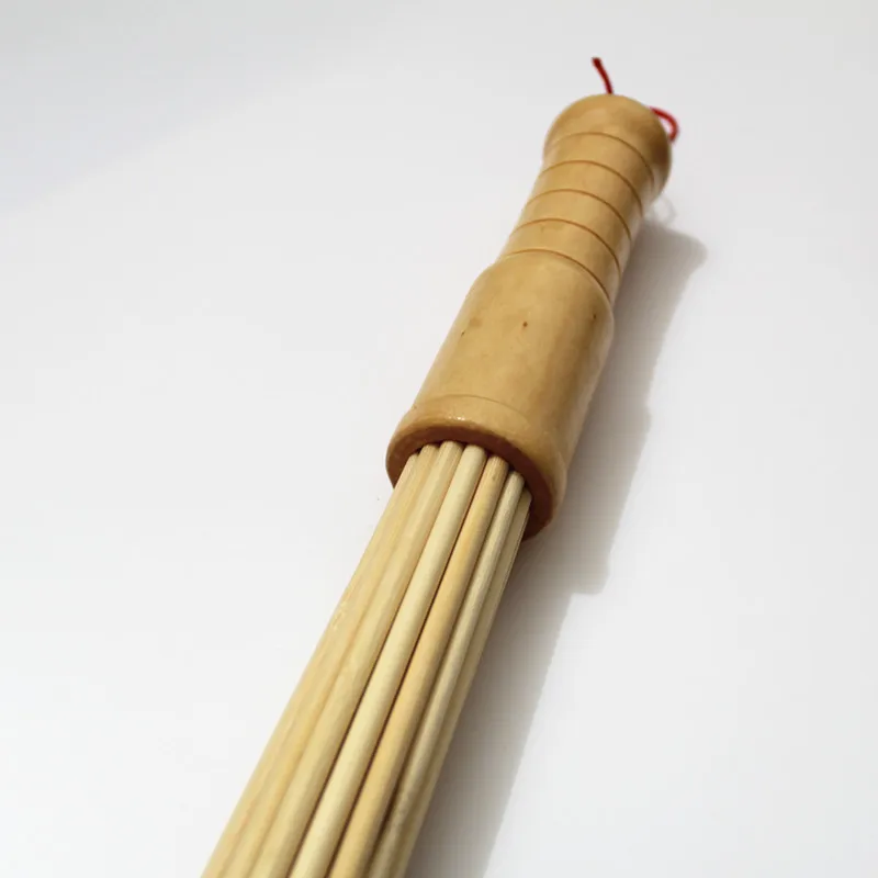 Массажный бамбуковый. Бамбуковый массажер. Массажные инструмент из бамбука. Бамбуковая штука для массажа. Массажный веник из бамбука.